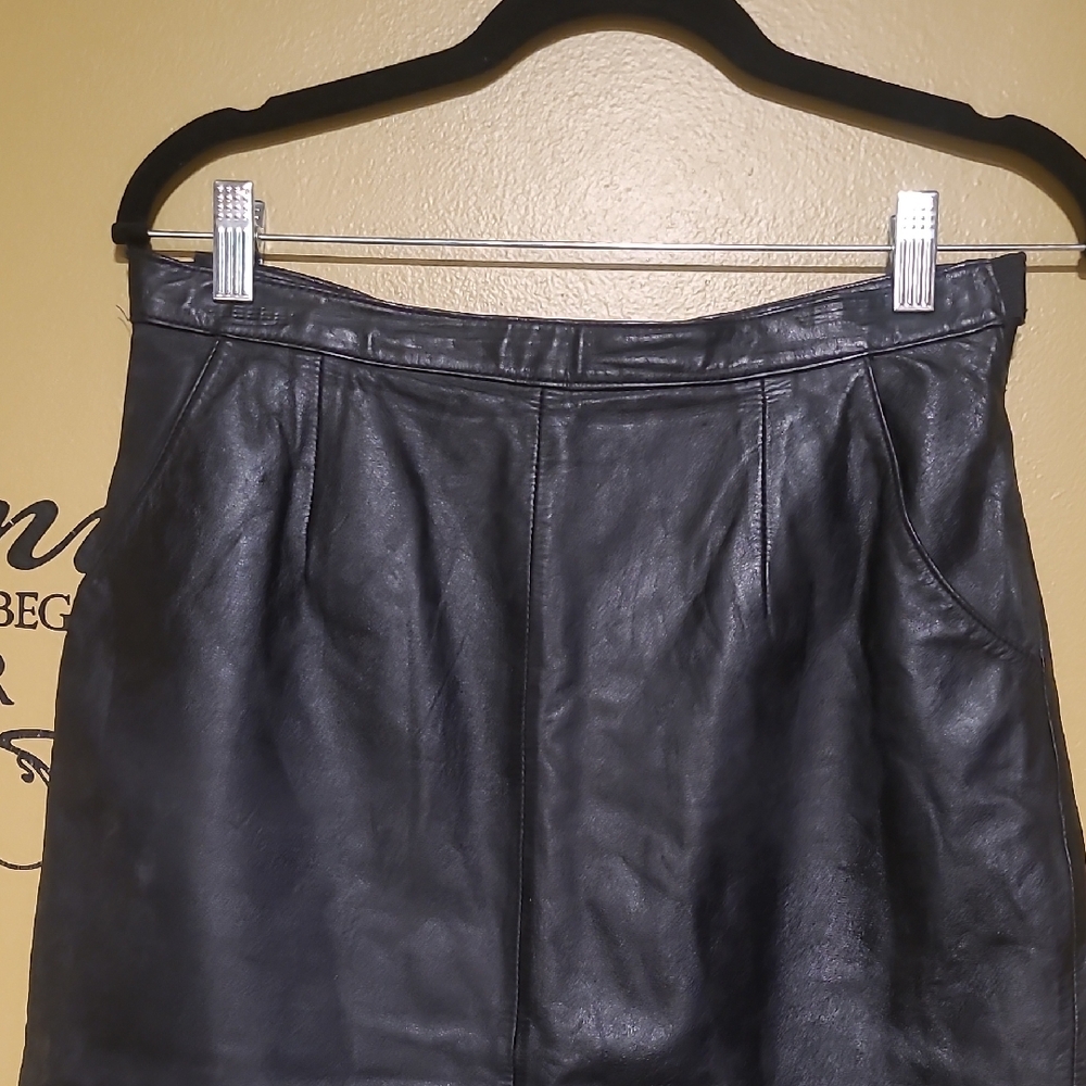 Sliverleaf Vintage Elegant Black Leather Skirt - Picture 2 of 13